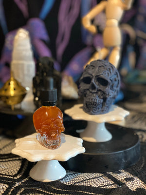 Command- Black Skull Candle Kit